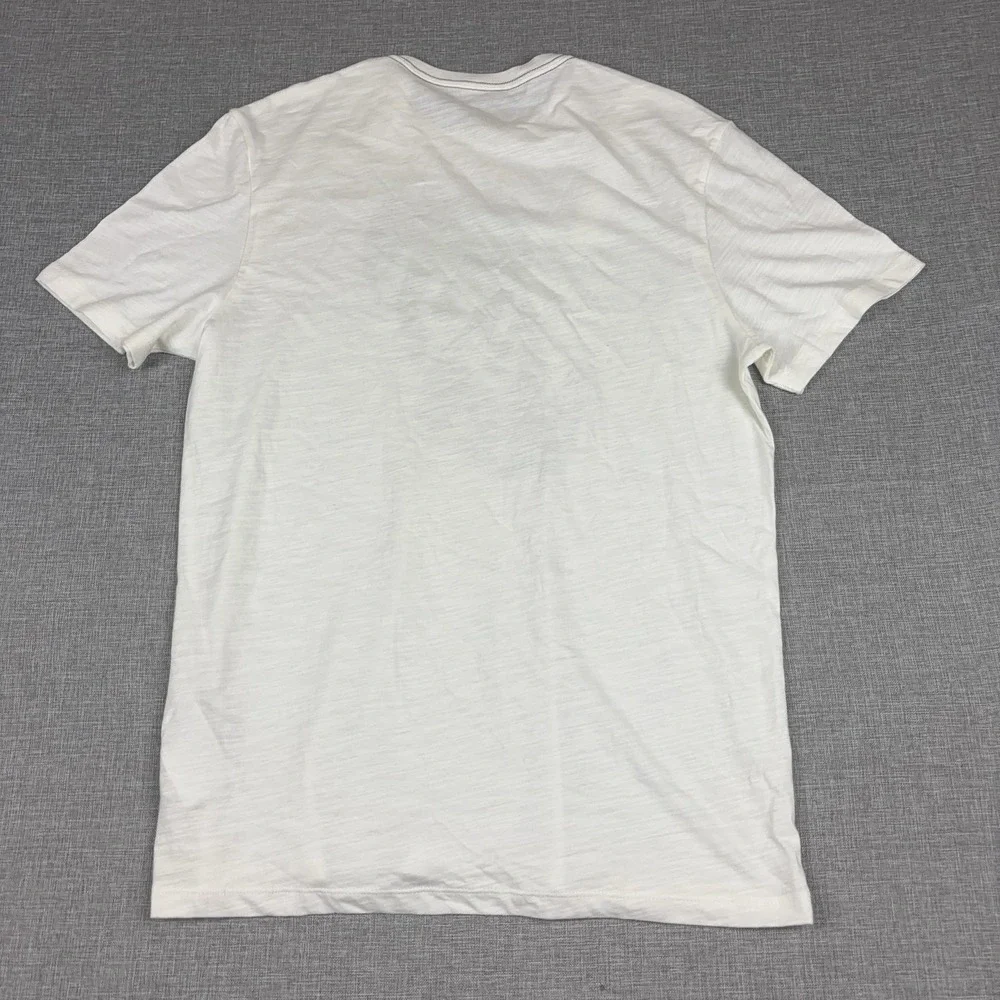 Banana Republic Shirt Mens M White Elephant Graphic Tee Tagless Cotton Jersey